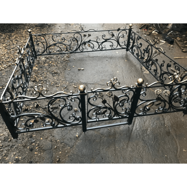 Ограда с гранитом - Комплекс Версаль